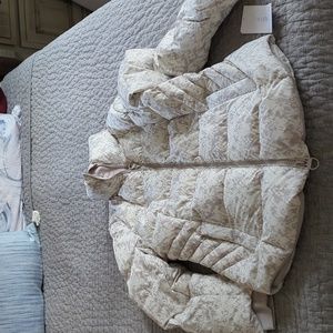 Athleta Downtown printed Jacket sz L soft white with beautiful pattern